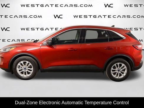 Used 2022 Ford Escape SE w/ Convenience Package FWD image 5