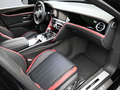 Certified 2024 Bentley Flying Spur W12 image 34