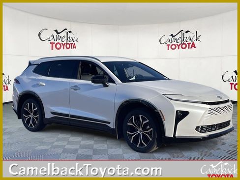 New 2026 Toyota Crown Signia image 1