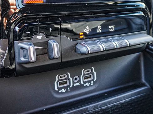 Used 2023 RAM 1500 Limited w/ Bed Utility Group image 39