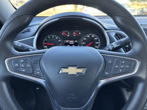 Used 2024 Chevrolet Malibu LT image 10