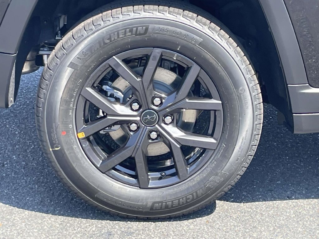 New 2027 Jeep Grand Cherokee 4WD image 13