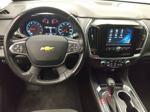 Used 2019 Chevrolet Traverse LT FWD image 22