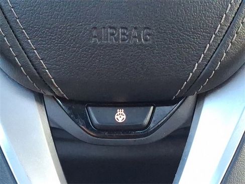 Used 2023 BMW X5 xDrive40i w/ Premium Package image 26