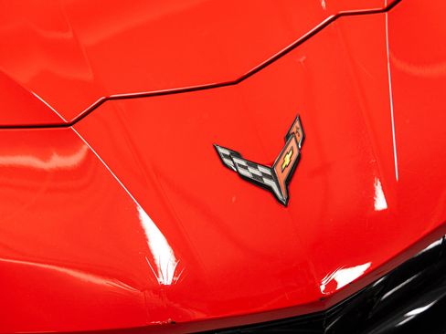Used 2024 Chevrolet Corvette Stingray Coupe w/ Z51 Performance Package RWD image 11