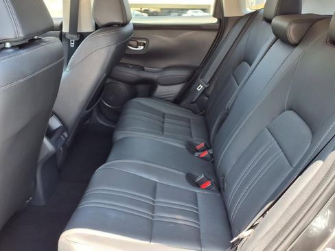 Used 2023 Honda HR-V EX-L image 9