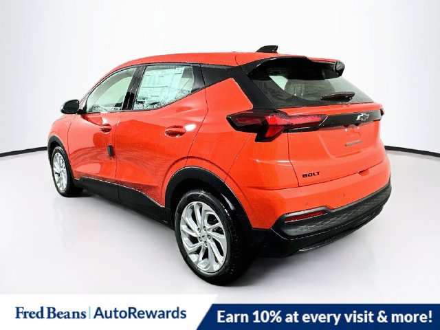 New 2027 Chevrolet Bolt LT w/ Comfort Package FWD image 5