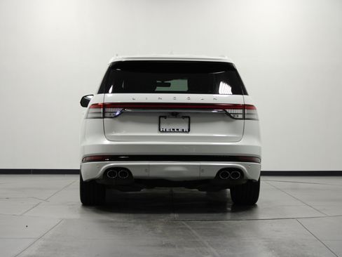 Used 2022 Lincoln Aviator Grand Touring w/ Equipment Group 301A AWD/4WD image 5