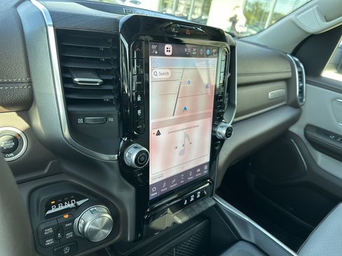 Used 2025 RAM 1500 Laramie image 17