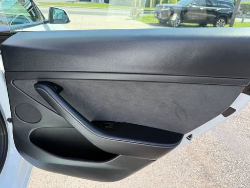 Used 2022 Tesla Model 3 Rear-Wheel Drive image 24