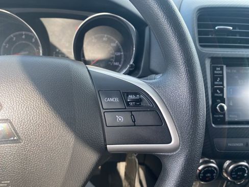 Used 2025 Mitsubishi Outlander Sport ES image 22