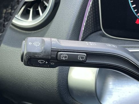 Certified 2021 Mercedes-Benz GLB 250 w/ Premium Package image 32