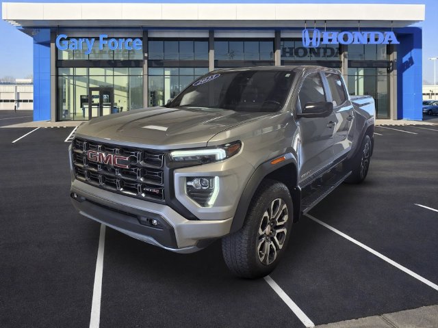 Used 2023 GMC Canyon AT4 w/ AT4 Premium Package AWD/4WD image 4