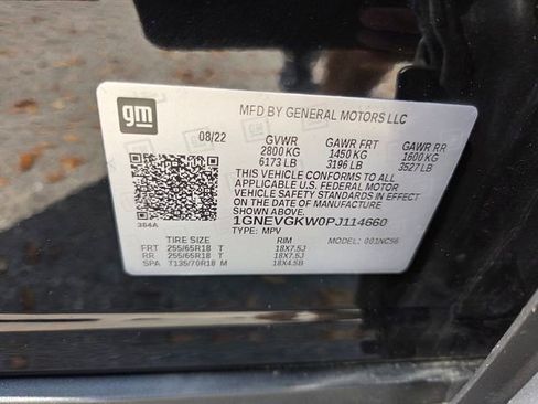 Used 2023 Chevrolet Traverse LT image 24