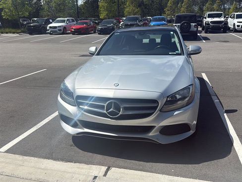 Used 2015 Mercedes-Benz C 300 4MATIC Sedan image 2