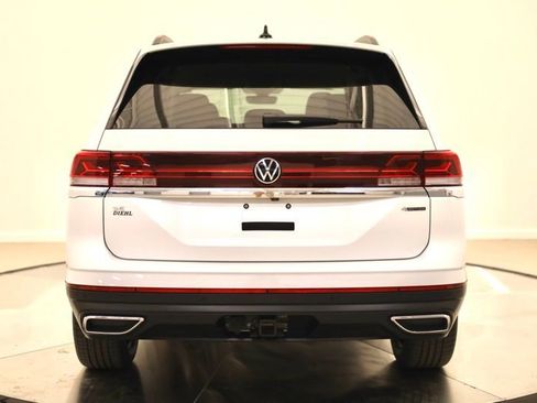 New 2026 Volkswagen Atlas SE image 4