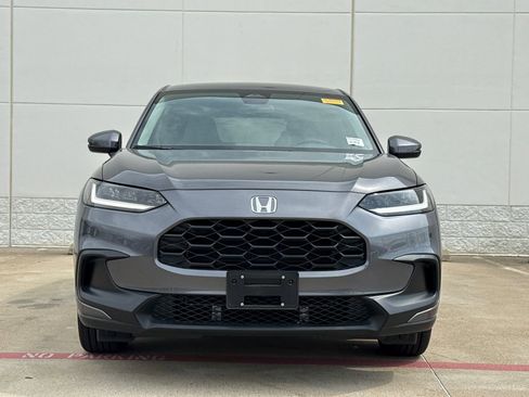 Used 2024 Honda HR-V LX image 3