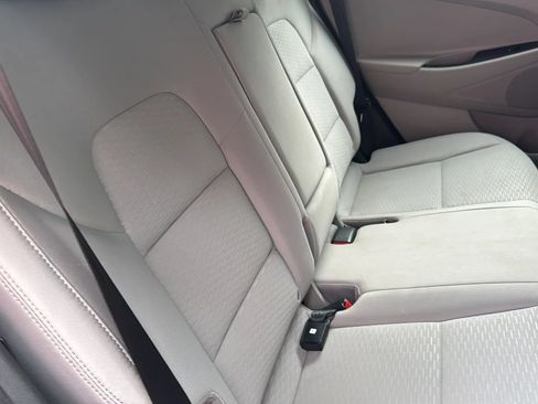 Used 2019 Hyundai Tucson SE AWD/4WD image 21