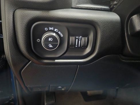 Used 2024 RAM 2500 Laramie w/ Night Edition AWD/4WD image 35