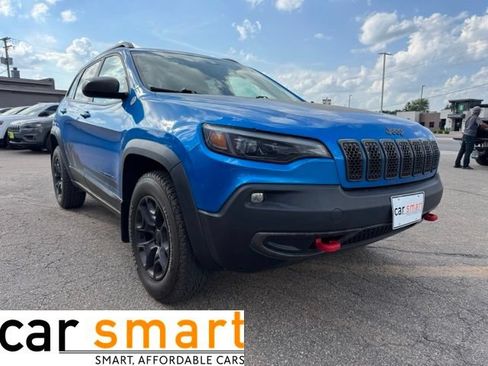 Used 2020 Jeep Cherokee Trailhawk w/ Cold Weather Group AWD/4WD image 1