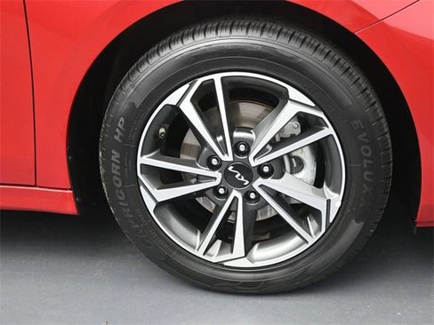 Used 2024 Kia Forte LXS image 33