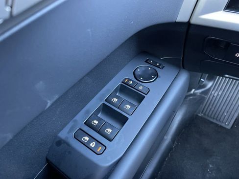 New 2027 Kia Telluride S image 25