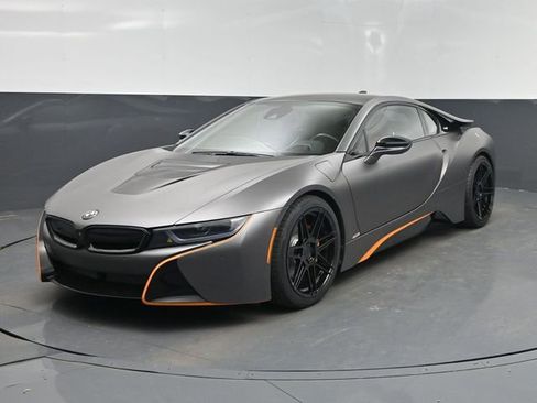 Used 2019 BMW i8 Coupe AWD/4WD image 22
