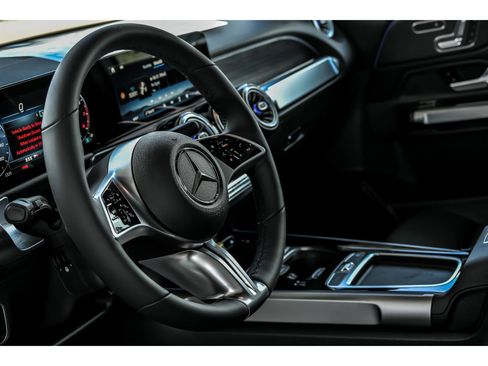 New 2026 Mercedes-Benz GLB 250 4MATIC image 10