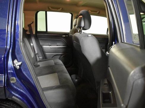 Used 2017 Jeep Patriot Latitude image 24