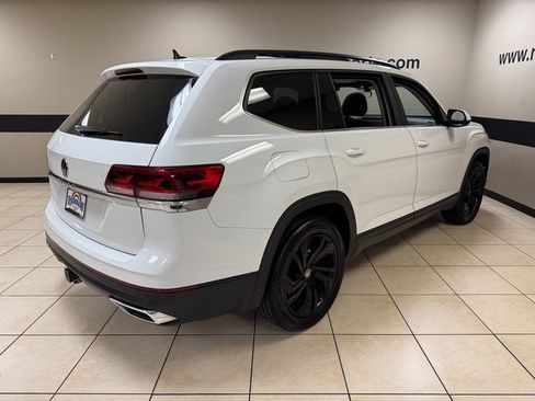 Used 2022 Volkswagen Atlas SE image 6