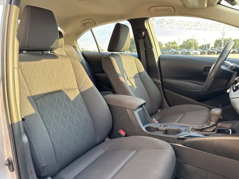 Used 2024 Toyota Corolla LE image 22