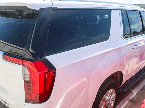 Used 2025 GMC Yukon XL Denali image 14