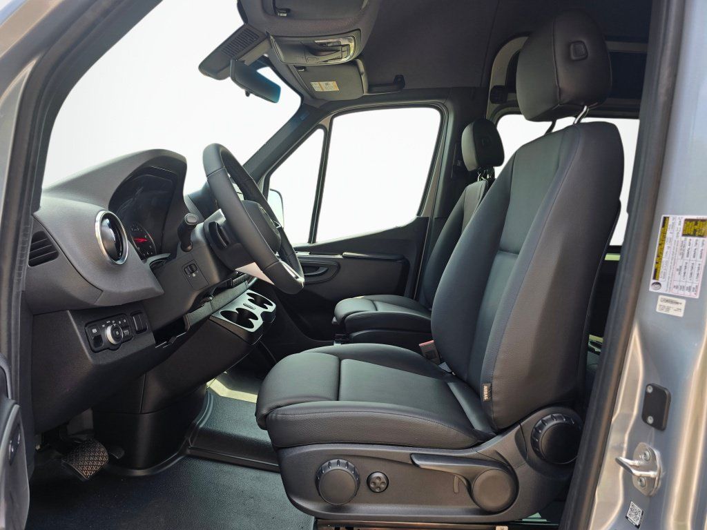 New 2026 Mercedes-Benz Sprinter 2500 image 11