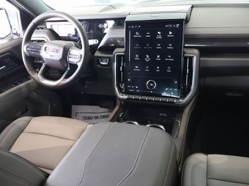 New 2026 GMC Yukon Elevation image 14