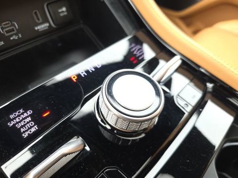 Used 2024 Jeep Grand Cherokee L Summit image 35