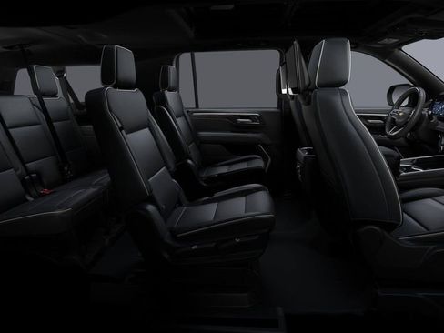 New 2025 Chevrolet Suburban Premier image 8