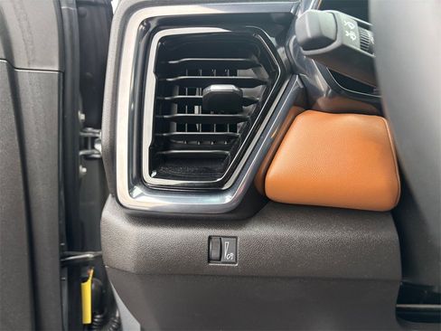 Used 2023 GMC Canyon AT4 w/ AT4 Premium Package image 23