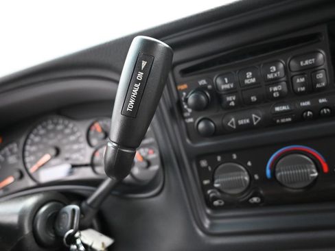 Used 2002 Chevrolet Silverado 1500 LS w/ Off-Road Pkg image 16