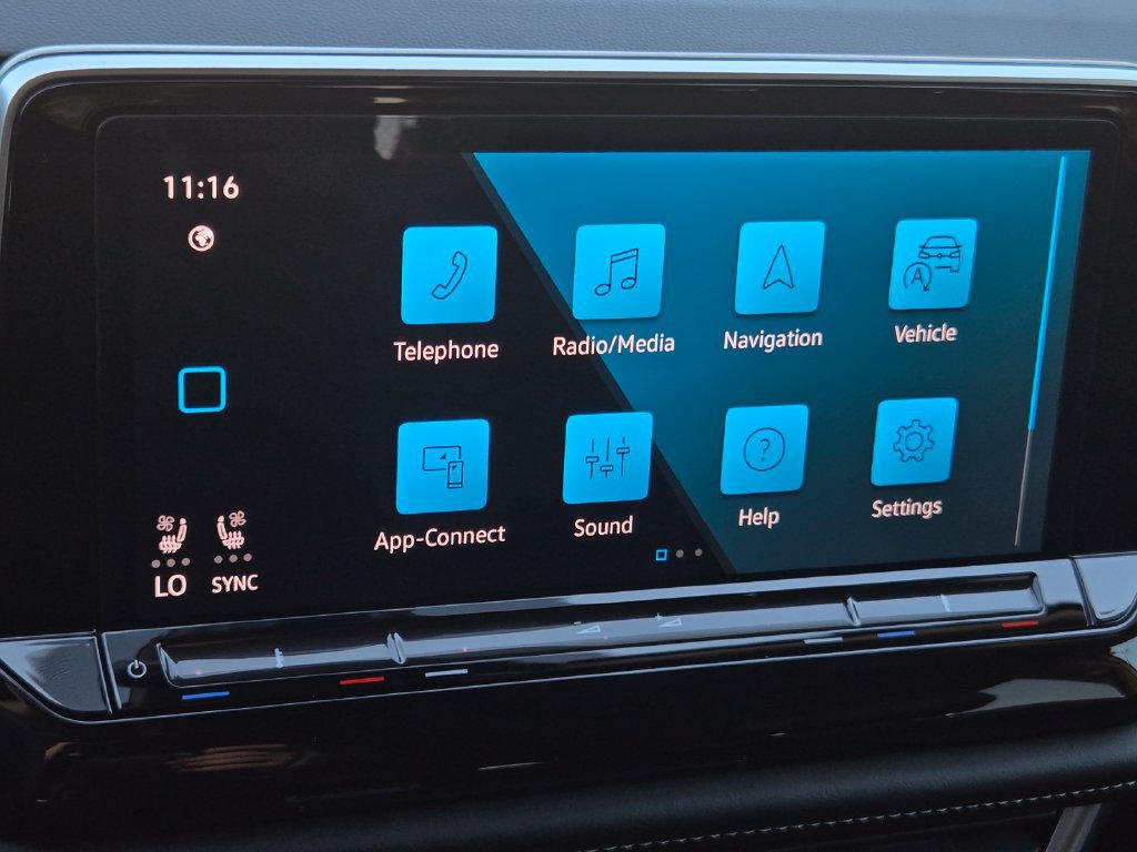 Certified 2024 Volkswagen Atlas SE AWD/4WD image 17