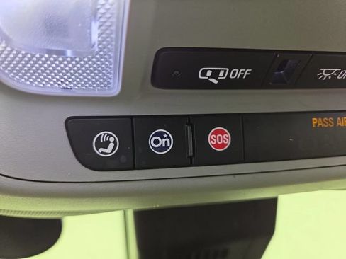 Used 2020 GMC Terrain SLT FWD image 27