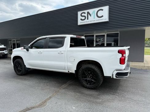 Used 2023 Chevrolet Silverado 1500 RST w/ Z71 Off-Road Package AWD/4WD image 9