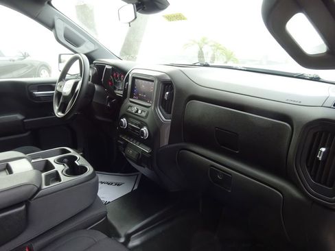 Certified 2023 GMC Sierra 1500 Pro w/ Pro Value Package image 19