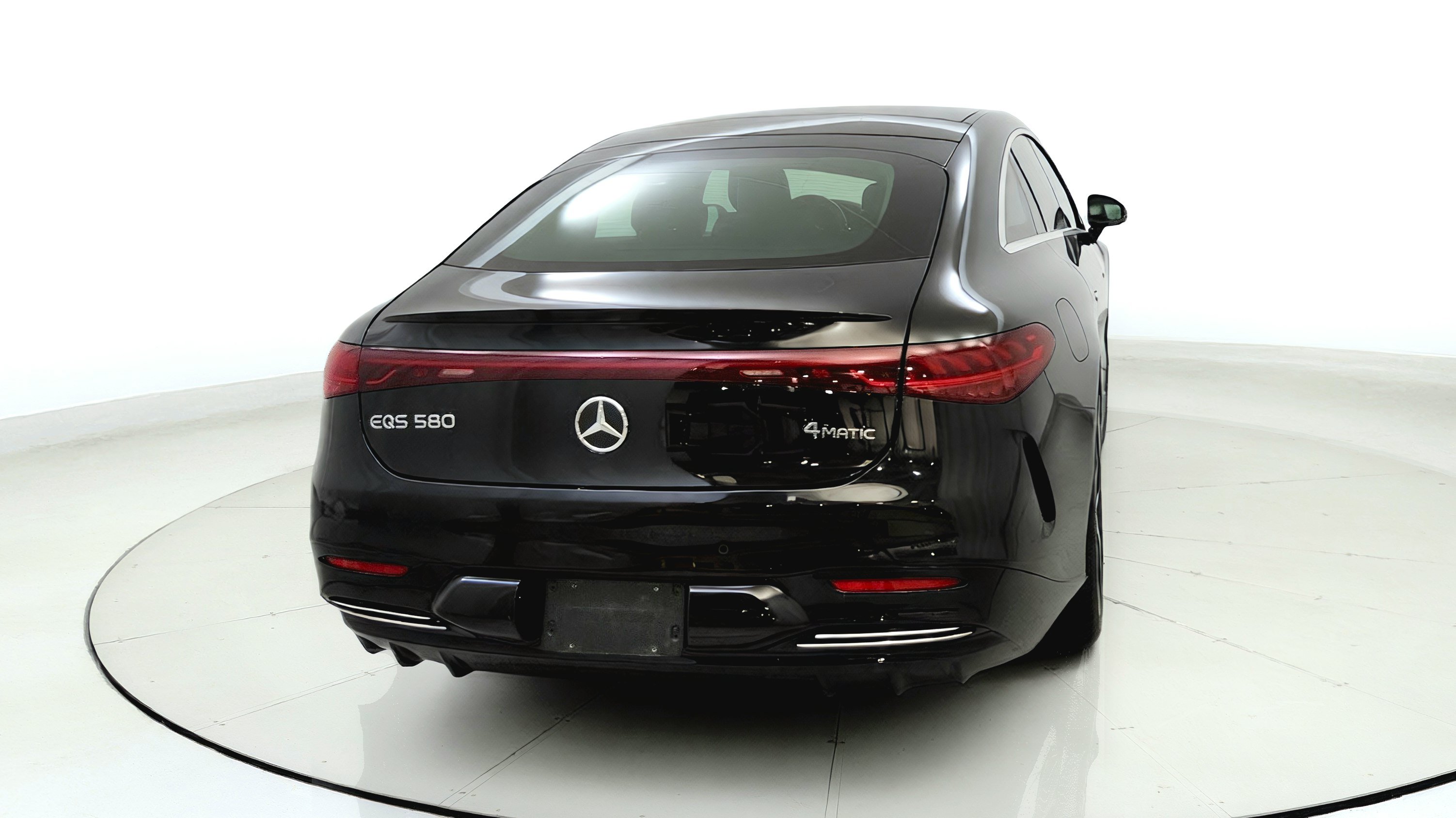 Used 2022 Mercedes-Benz EQS 580 4MATIC Sedan w/ Winter Package image 6