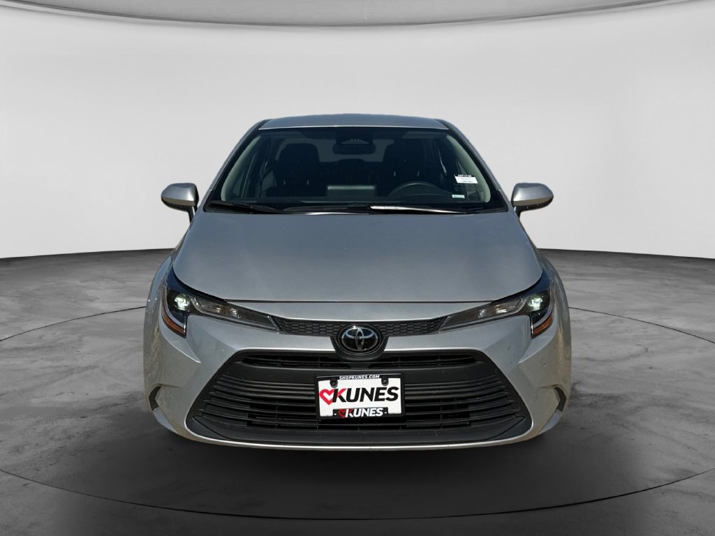 Used 2024 Toyota Corolla LE FWD image 3