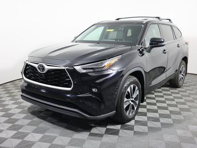 Used 2022 Toyota Highlander XLE