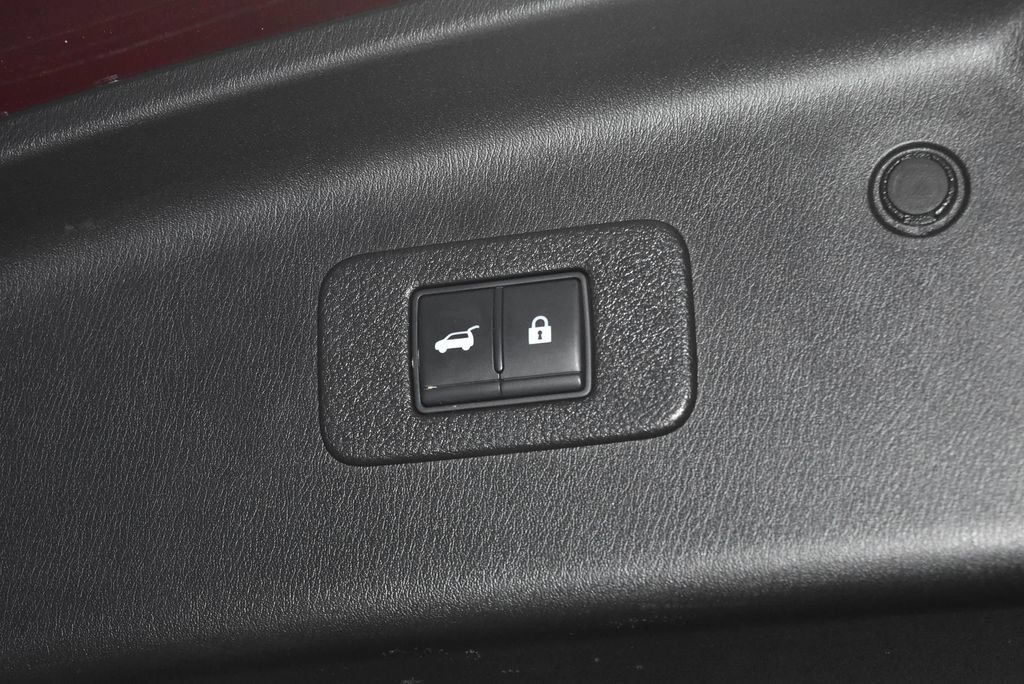 Used 2021 Nissan Armada Platinum w/ Captain's Chairs Package AWD/4WD image 36