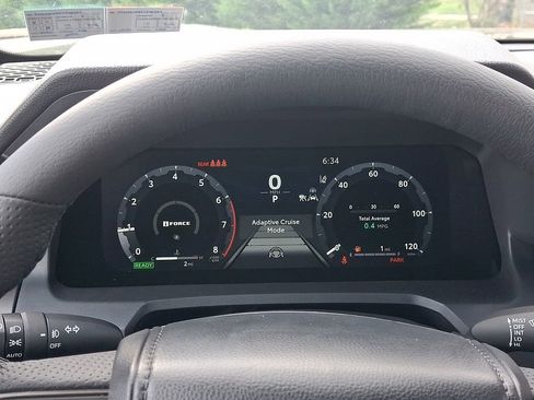 New 2025 Toyota Tacoma TRD Off-Road AWD/4WD image 15