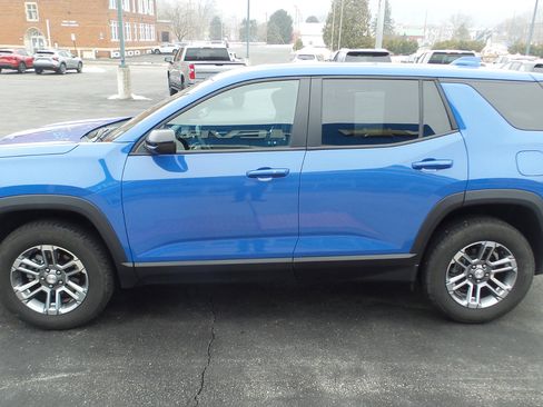 Used 2025 GMC Terrain Elevation image 5