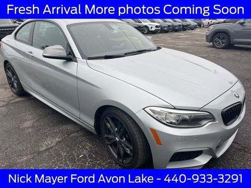 Used 2016 BMW M235i xDrive Coupe image 8