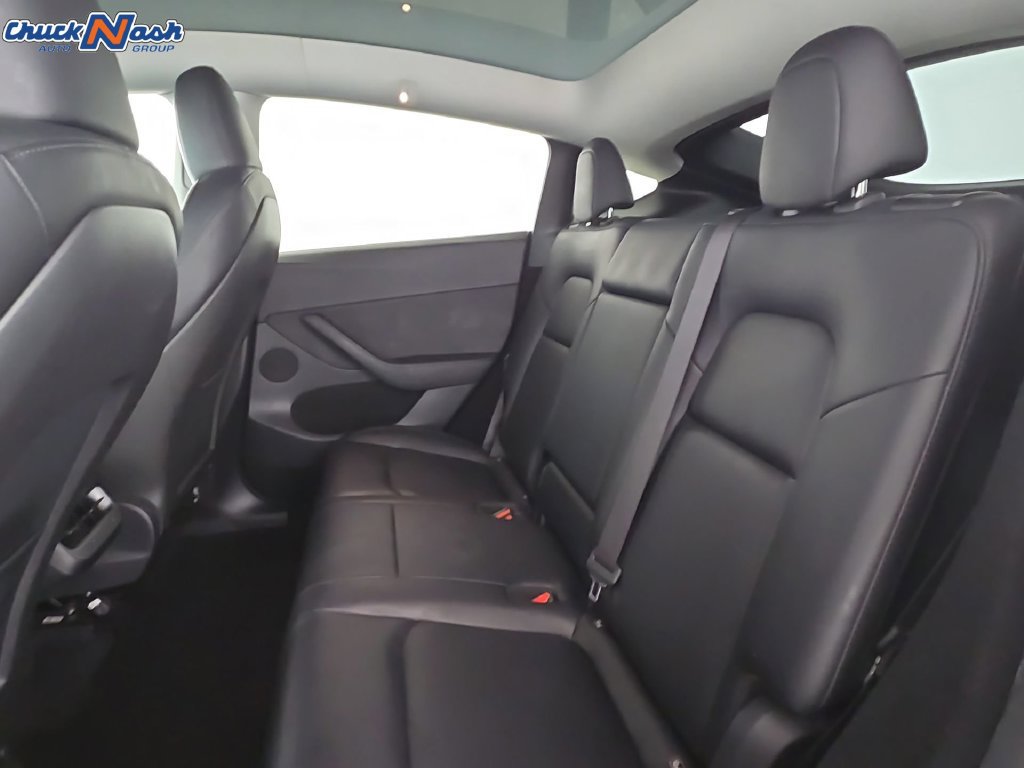 Used 2024 Tesla Model Y 2WD image 27